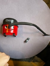 Henry The Hoover Desktop