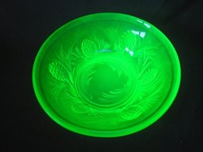Vintage 1930s Jobling Fircone Uranium Green Fruit Bowl 21.5cm Dia., Reg 777133