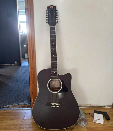 Vangoa string guitar - 12,