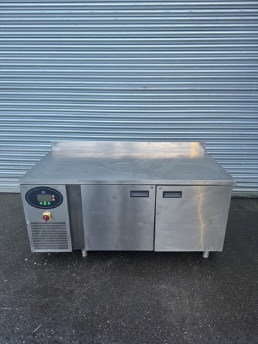 Commercial under counter - under,