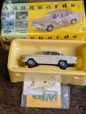 1:43 Vanguards Shantung Beige Vauxhall Victor VA38004 - Boxed. Mint MIB. 