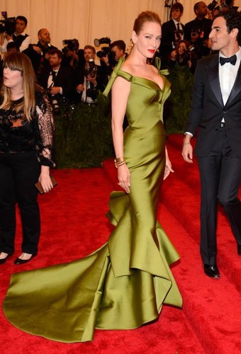 Uma thurman costume institute - thurman,