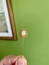 Vintage Gold/Gold Plated? Hat