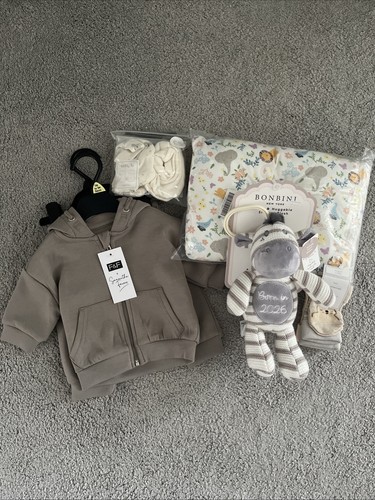 Unisex newborn baby clothes - unisex,