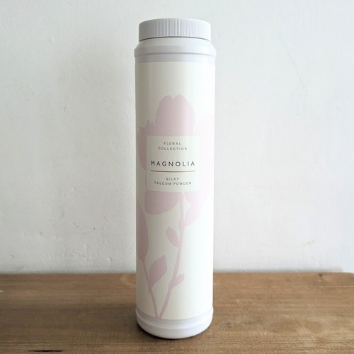 Magnolia silky talcum - magnolia,