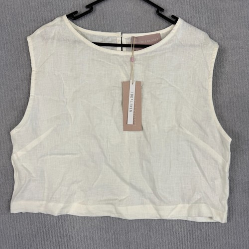 White closet elements top - white,