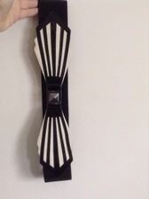 Vtg Faux Patent Black Cream