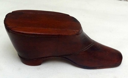 Antique snuff shoe - snuff,