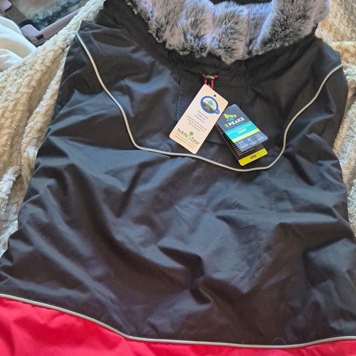 Peaks reflective dog coat - 3,