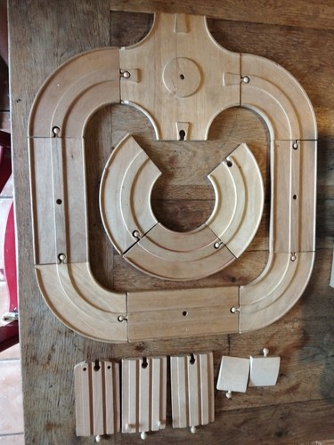 Wooden brio type - brio,