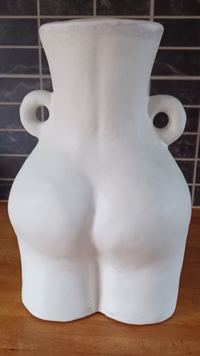 Large white bum - , vase