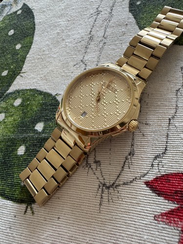 Gucci timeless yellow gold - gucci, g-timeless