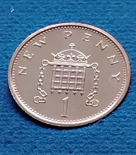 1972 proof crowned - proof,