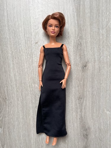 Petite looks collectible 22 - petite, no.22