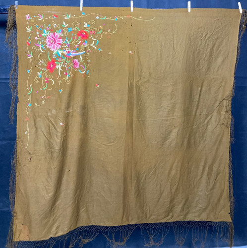 Vintage silk hand embroidered - vintage,