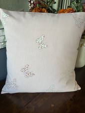 One handmade cushion laura - handmade,