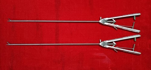 Laparoscopic needle holder - needle,