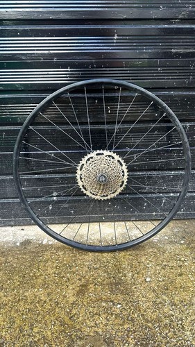 Montage rear wheel - rear, inch