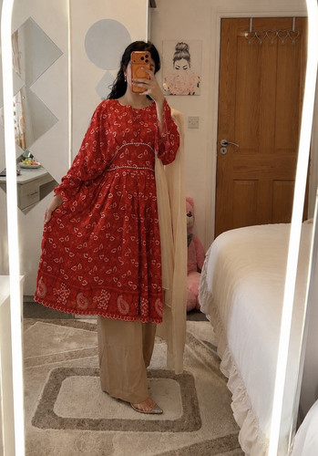 Beautiful red bandhani - beautiful,