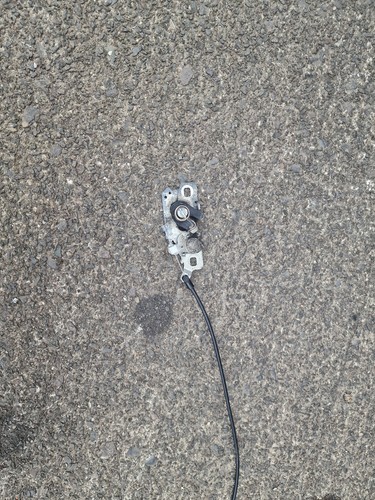 Vauxhall corsa bonnet latch - corsa, f