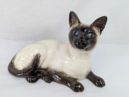 Beswick hand painted seal - painted,