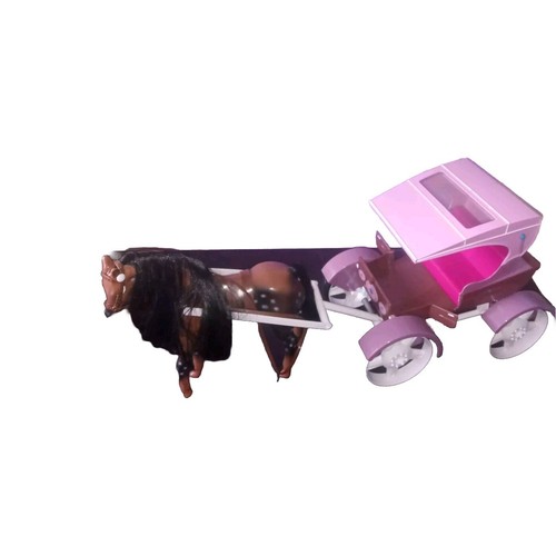 Moxie girl carriage - ,