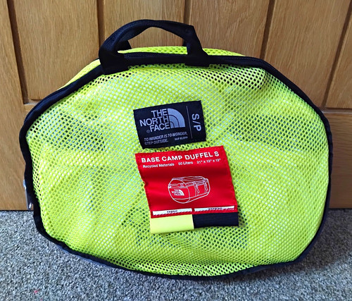 Bnwt the north face - face, camp