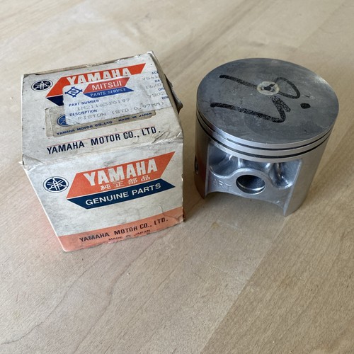 Genuine yamaha dt400 - genuine,