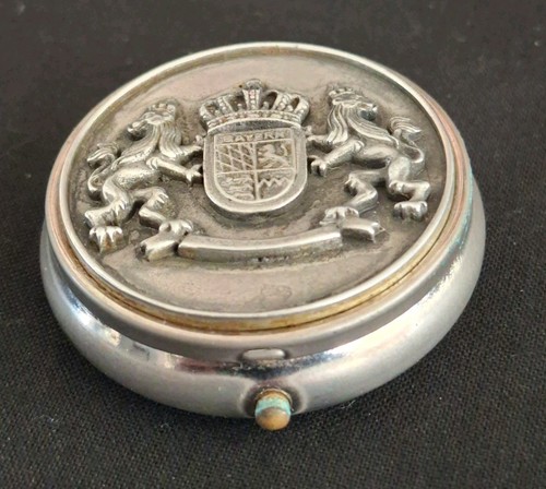 Antique pewter snuff - box, with