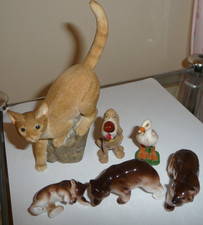 Sherratt Simpson Cat Climbing