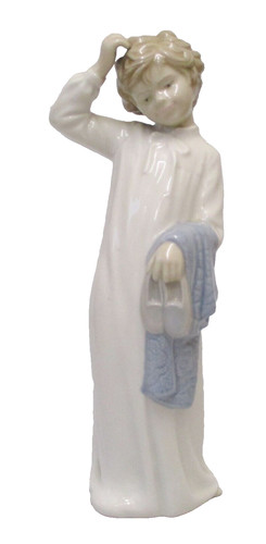 Tall lladro nao figure - tall, of