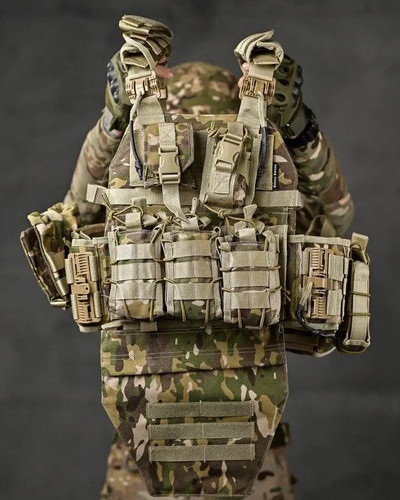 Tactical multicam plate