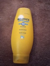 Avon Bronze Moisturising Sun