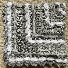 Beautiful crochet baby blanket - crochet,