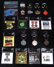 THE BEATLES & JOHN LENNON OFFICIAL MERCHANDISE KEYRINGS & FRIDGE MAGNETS - NEW 