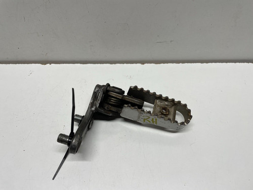 Front right foot - front, kawasaki