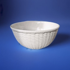 WEDGWOOD BONE CHINA ~ NANTUCKET ~ SET OF 4  SMALL SERVING /  BOWLS ~ 6 1/2" DIA.