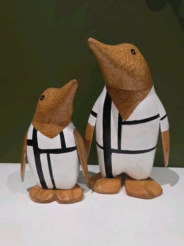 Dcuk guins handpainted - x,
