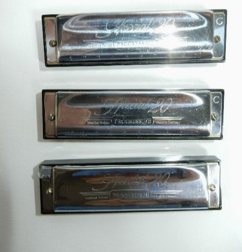 Hohner special harmonicas - 20,