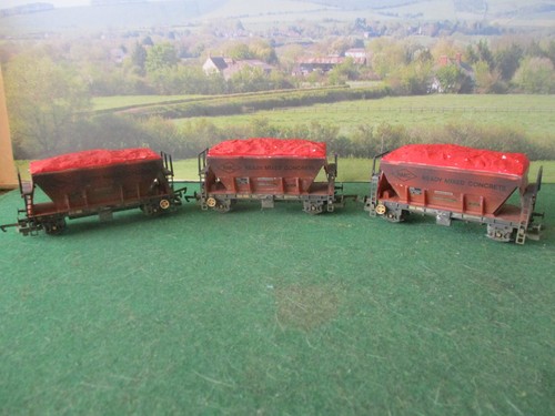 Hornby hopper wagon with - 3,