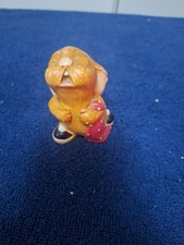 Vintage PENDELFIN Bunny Rabbit Figurine Barney Red Blanket Towel England