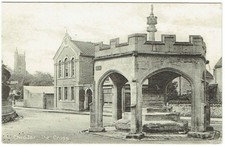 CHEDDAR  POSTCARD -  THE CROSS  CHEDDAR SOMERSET