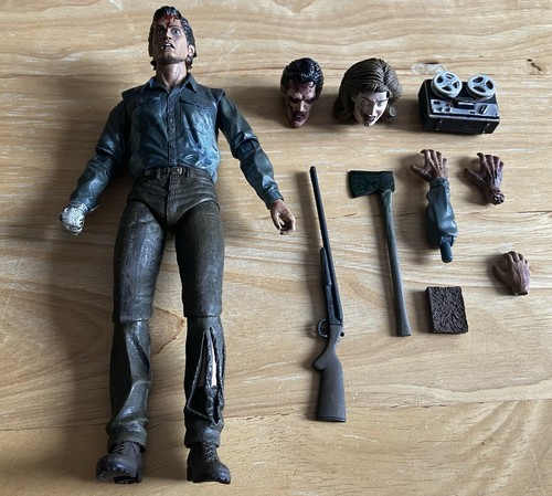 Neca evil dead ultimate ash - 2,
