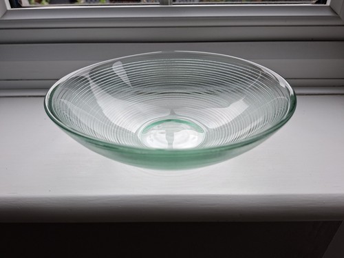 Ribbed green glass - 8",