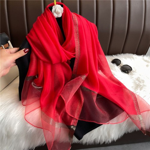Large luxury organza silk - large,