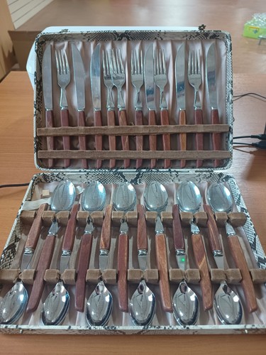 Vintage sheffield cutlery set - sheffield,