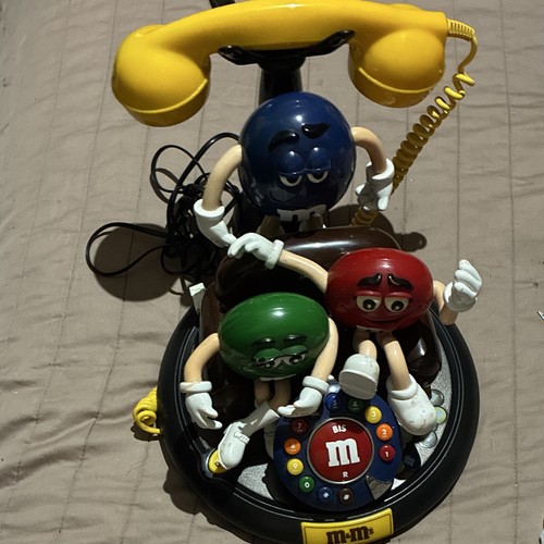 Animated novelty push - m&m’s,