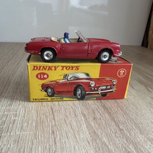 Dinky 114 triumph spitfire - 114,