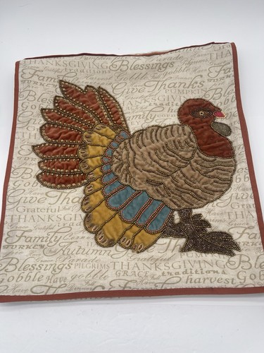 Luxe habitat table runner - luxe,