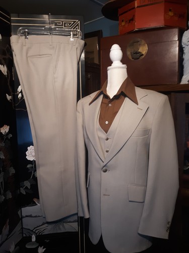 Vtg 70s piece - 3, suit